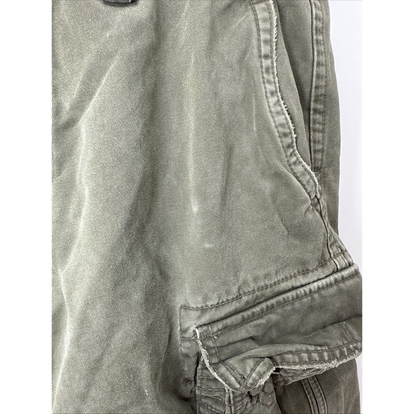 American Eagle Shorts Mens 32 Green Classic Length Cargo Utility Outdoors Y2K - Picture 5 of 6